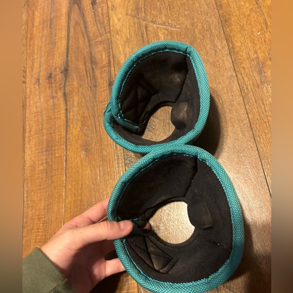 Only tried on* Classic Equine Aqua Bell Boots Size S - Picture 3 of 5